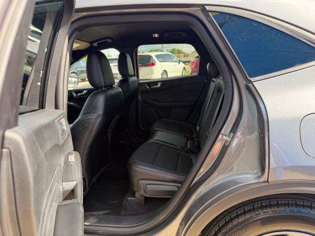 Used 2025 Ford Escape ST-Line w/ Equipment Group 301A FWD image 12