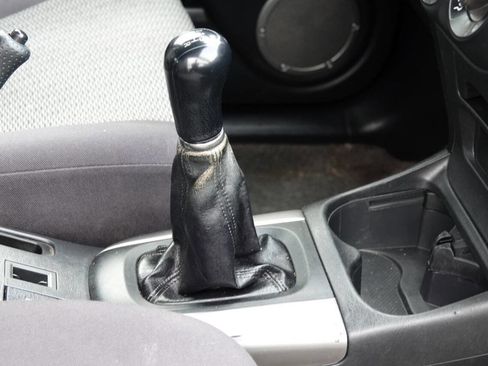 Used 2005 Toyota RAV4 4WD image 71
