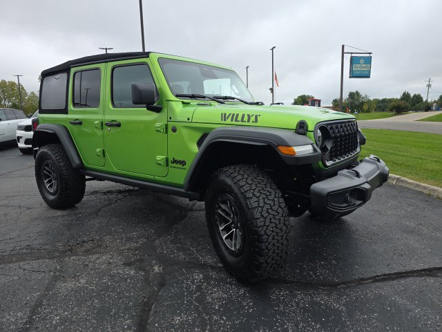Used 2025 Jeep Wrangler Unlimited Sport AWD/4WD image 8