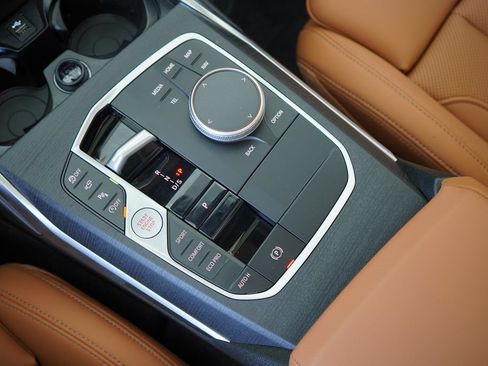 Used 2026 BMW 330i Sedan w/ Premium Package RWD image 19