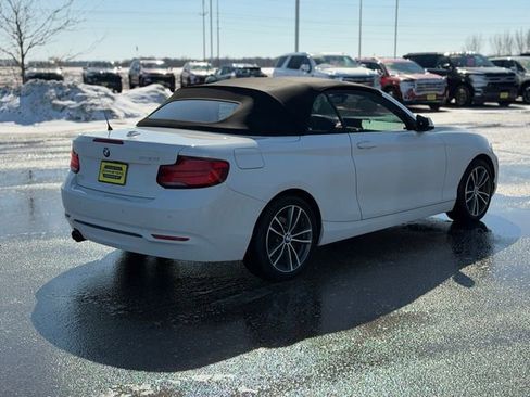 Used 2019 BMW 230i Convertible w/ Convenience Package image 6