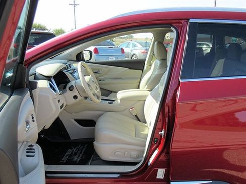 Used 2018 Nissan Murano Platinum image 12