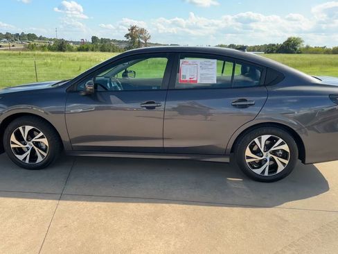 Used 2024 Subaru Legacy Premium image 6