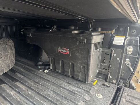 Used 2021 Toyota Tacoma TRD Off-Road w/ TRD Premium Off Road Package image 27