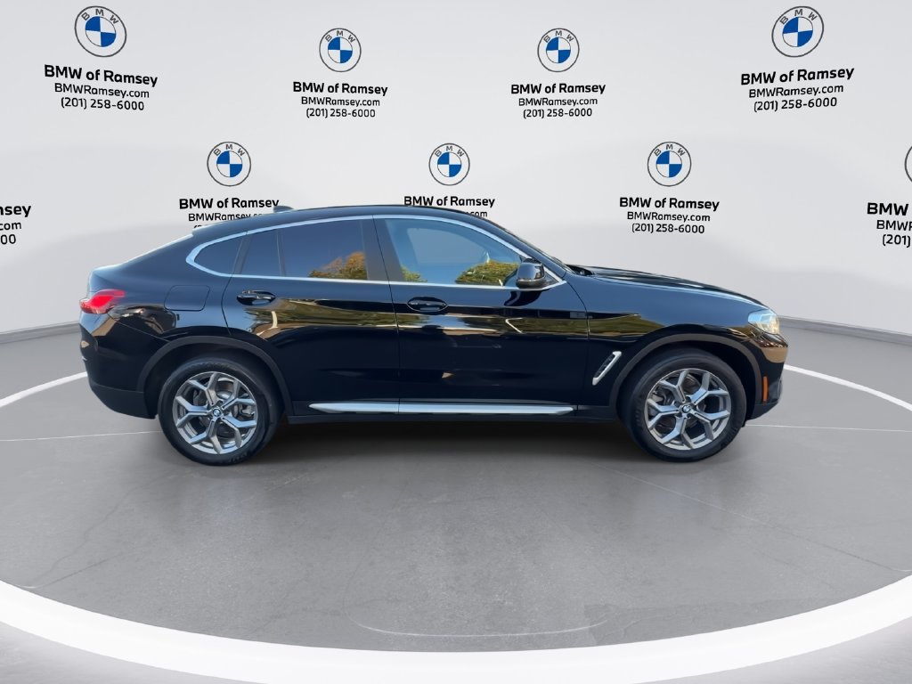 Used 2024 BMW X4 xDrive30i w/ Premium Package AWD/4WD image 9