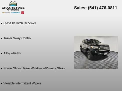 Used 2017 Toyota Tacoma TRD Off-Road image 31