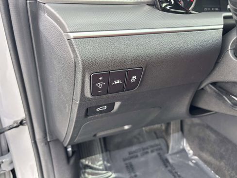 Used 2023 Kia K5 GT-Line image 16