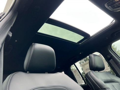 New 2026 Jeep Grand Cherokee Limited image 17