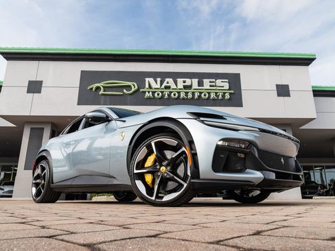 Used 2025 Ferrari Purosangue image 5