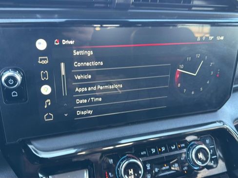 Used 2022 GMC Sierra 1500 AT4 w/ AT4 Preferred Package image 26