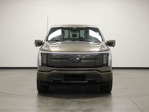 Used 2023 Ford F150 Lightning Lariat w/ Equipment Group 511A High image 3