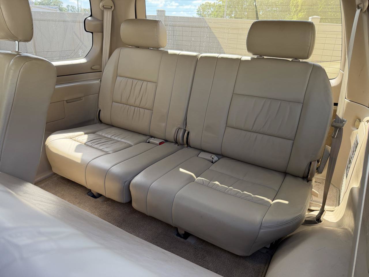 Used 1999 Toyota Land Cruiser w/ Leather Trim Pkg AWD/4WD image 18