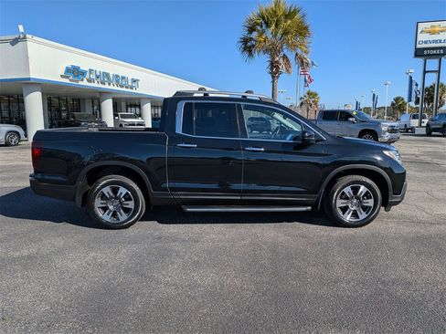 Used 2017 Honda Ridgeline RTL-E image 3
