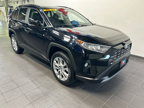 Used 2019 Toyota RAV4 Limited w/ All Weather Liner Package AWD/4WD image 2