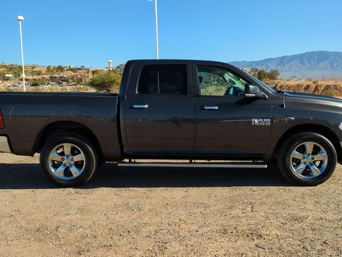 Used 2017 RAM 1500 Big Horn image 2