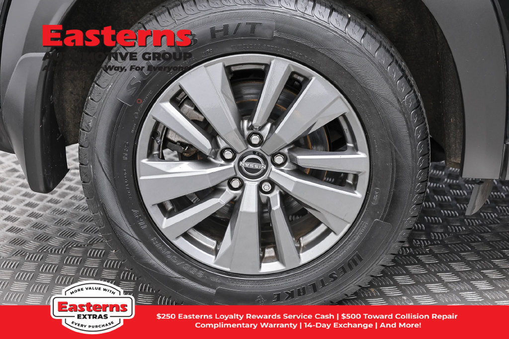 Used 2024 Nissan Pathfinder S AWD/4WD image 29