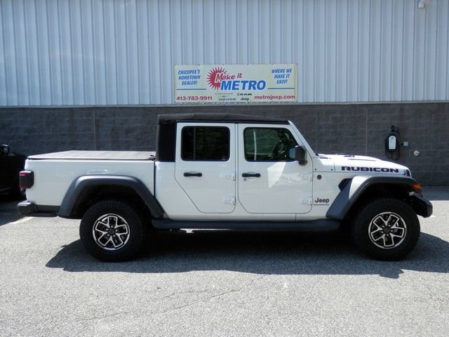 Used 2024 Jeep Gladiator Rubicon AWD/4WD image 9
