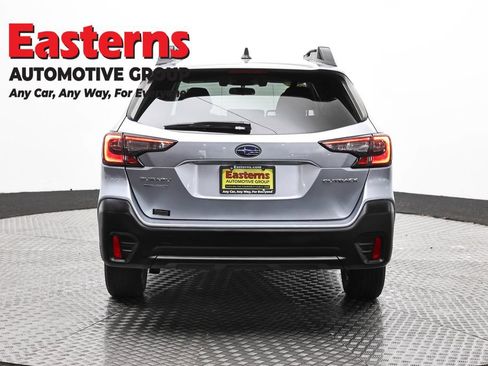 Used 2022 Subaru Outback Premium AWD/4WD image 6