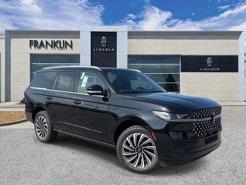 New 2026 Lincoln Navigator Black Label AWD/4WD image 1
