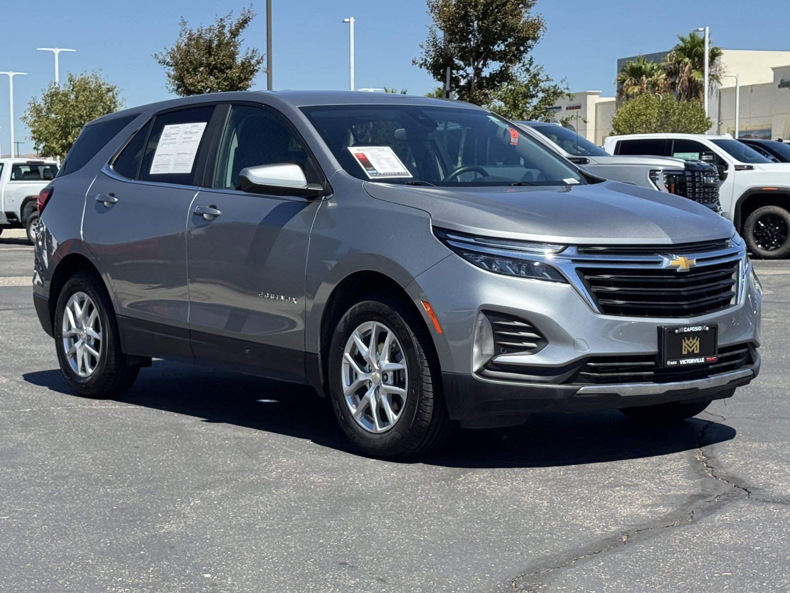 Used 2024 Chevrolet Equinox LT FWD image 1