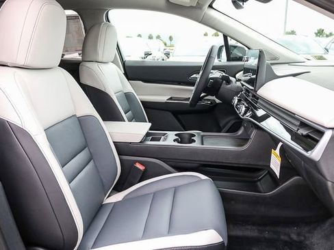 New 2026 Honda Prologue Touring image 9