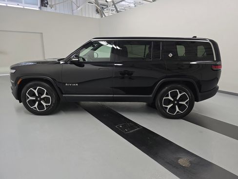 Used 2024 Rivian R1S Adventure image 2