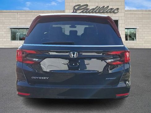 Used 2024 Honda Odyssey Sport image 6