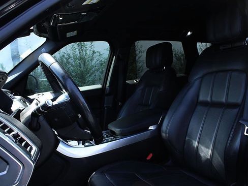 Used 2020 Land Rover Range Rover Sport SE AWD/4WD image 9