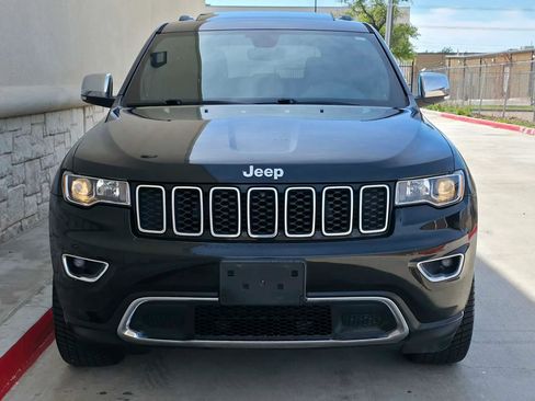 Used 2018 Jeep Grand Cherokee Limited image 9