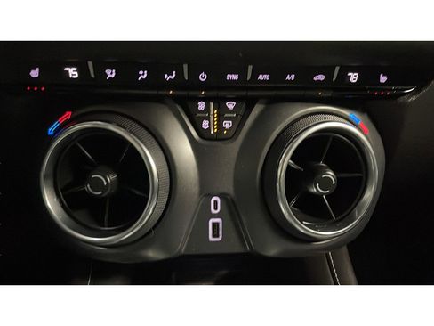 Used 2024 Chevrolet Blazer LT w/ Convenience Package image 13