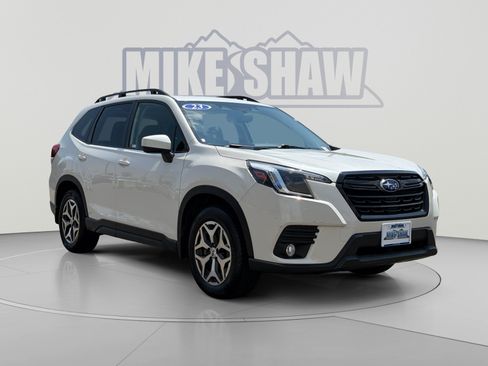 Certified 2023 Subaru Forester Premium AWD/4WD image 7