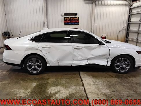 Used 2024 Honda Accord EX image 2