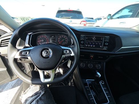Used 2021 Volkswagen Jetta R-Line FWD image 14