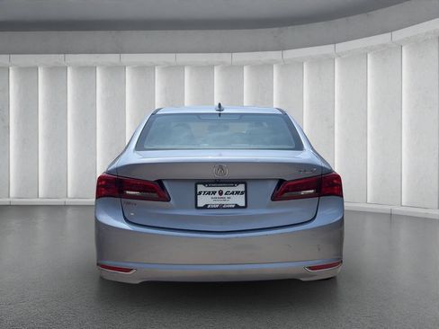 Used 2016 Acura TLX FWD image 4