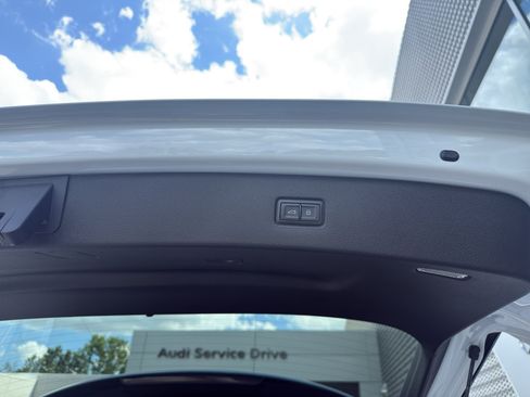 Used 2023 Audi Q7 3.0T Prestige AWD/4WD image 27