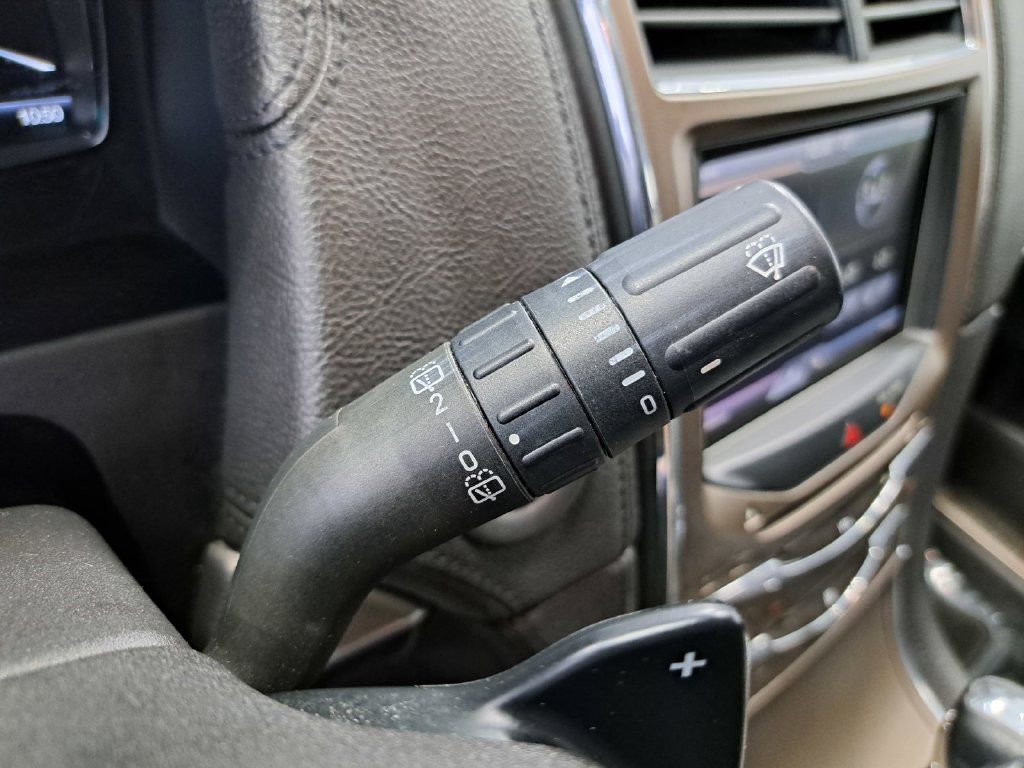 Used 2015 Lincoln MKX AWD image 11