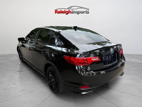 Used 2015 Acura ILX w/ Technology Package FWD image 2