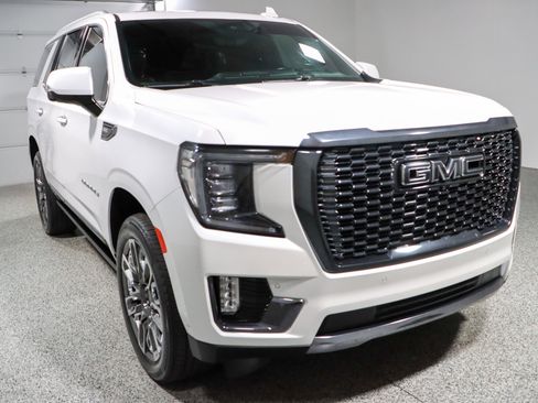 Used 2023 GMC Yukon Denali Ultimate image 5