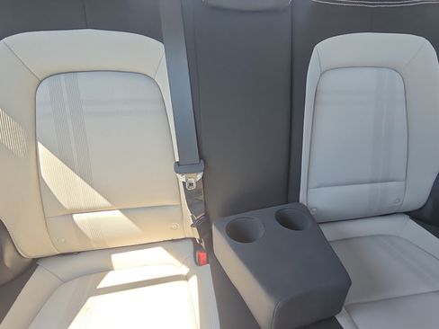 Certified 2024 Hyundai Venue SEL FWD image 10
