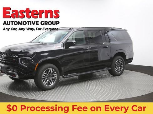 Used 2025 Chevrolet Suburban Z71 AWD/4WD image 59