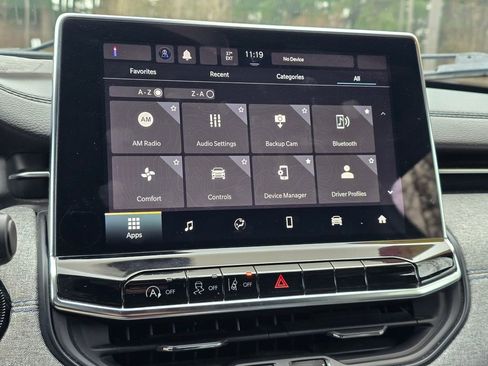 Used 2024 Jeep Compass Latitude image 19