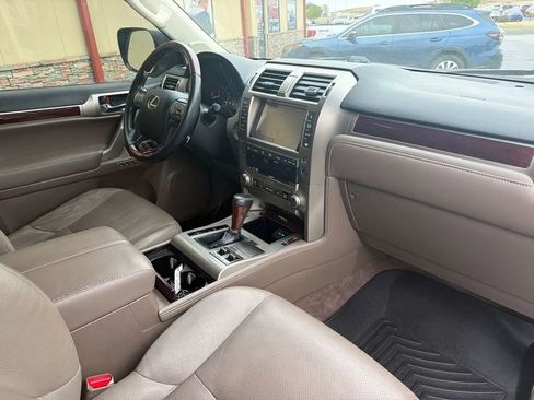 Used 2015 Lexus GX 460 w/ Premium Package AWD/4WD image 64