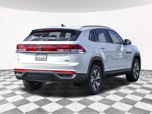 New 2026 Volkswagen Atlas Cross Sport SE image 13