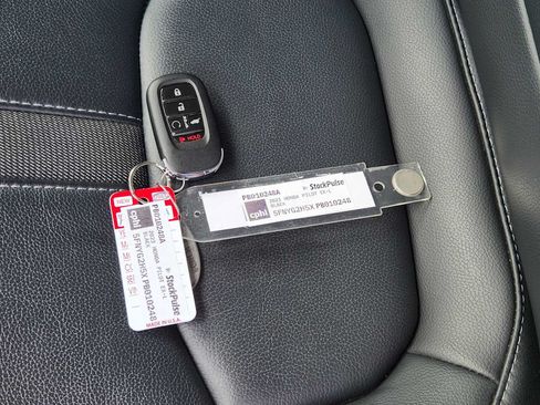 Certified 2023 Honda Pilot EX-L image 34