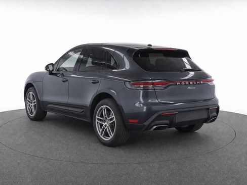 Used 2023 Porsche Macan AWD/4WD image 5
