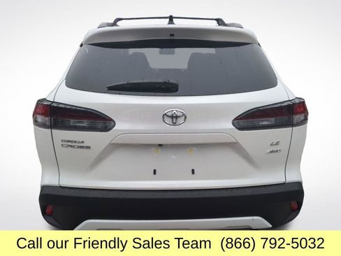 New 2026 Toyota Corolla Cross LE w/ Moonroof Package AWD/4WD image 4