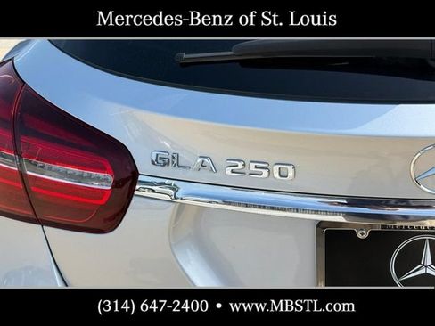 Used 2020 Mercedes-Benz GLA 250 4MATIC image 10