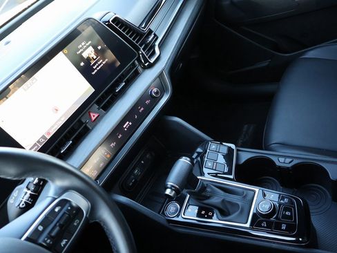 Used 2023 Kia Sportage X-Line w/ X-Line Premium Package image 19