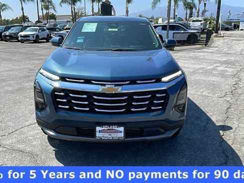 New 2026 Chevrolet Equinox LT w/ Convenience Package II FWD image 8