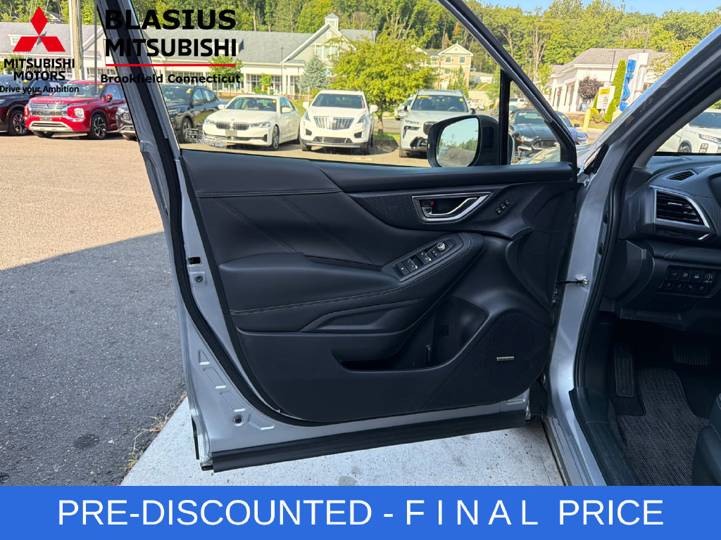Used 2023 Subaru Forester Touring AWD/4WD image 15